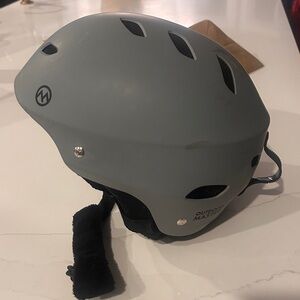 Outdoor Master Gray Helmet